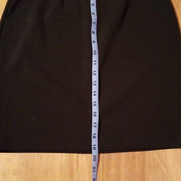Black Skirt - Picture 6 of 6